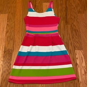 Adorable color block dress